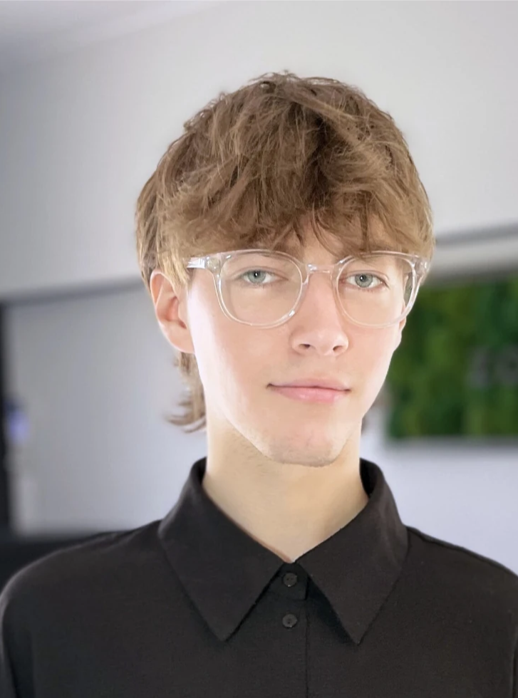 Professional Profile Photo for Dominik Rudowski, Junior Graphic Designer