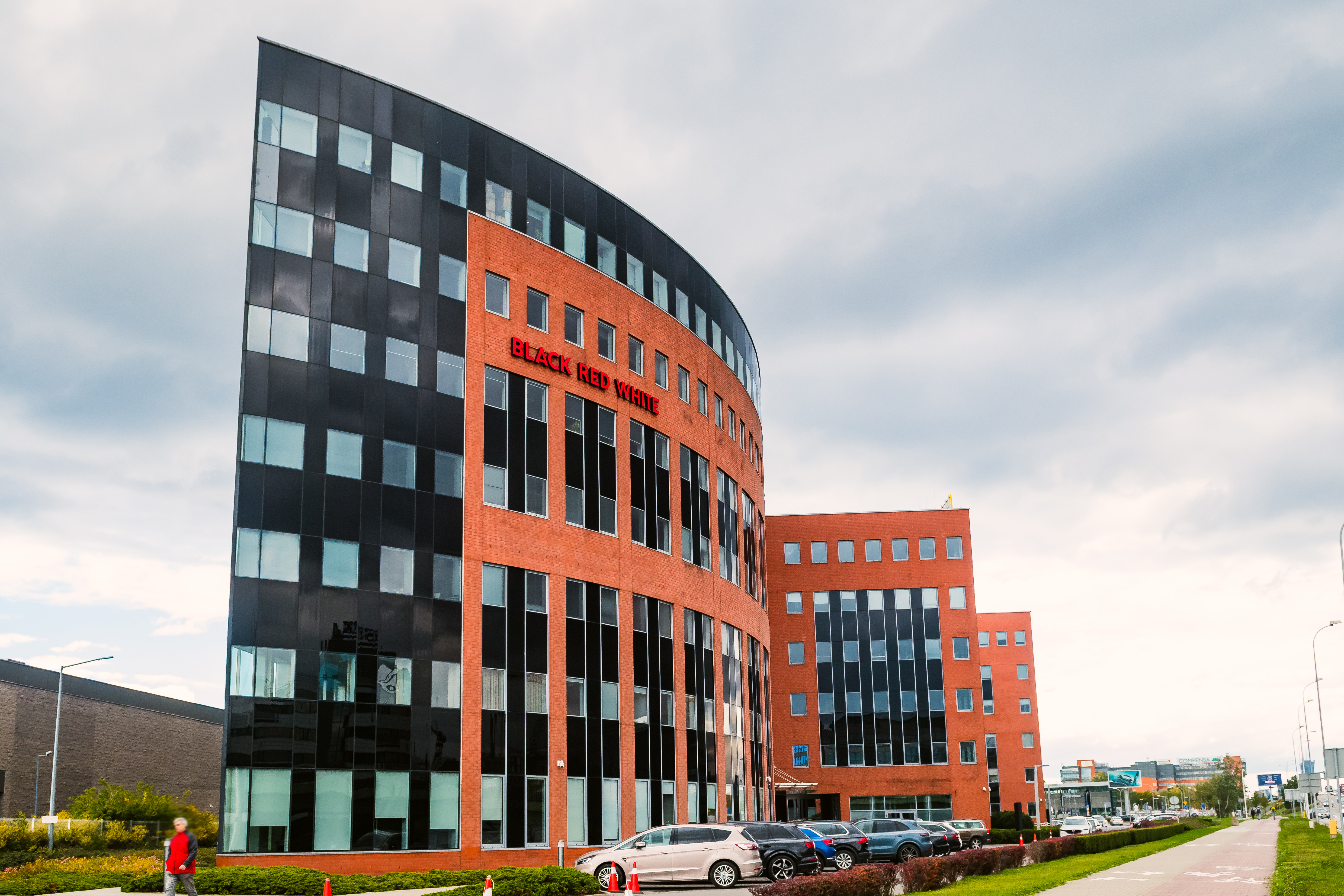 Avison Young zapewnił FLE doradztwo techniczne przy zakupie Kopernik Office Buildings